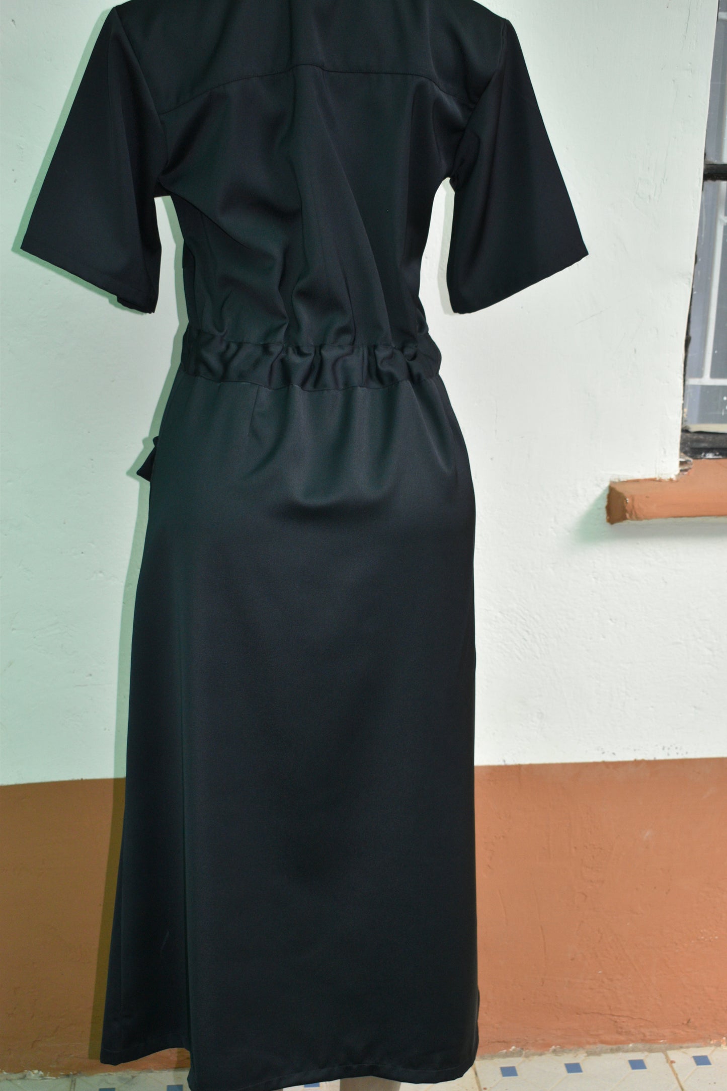 Short-Sleeve Button-Down Drawstring Maxi Shirt Dress
