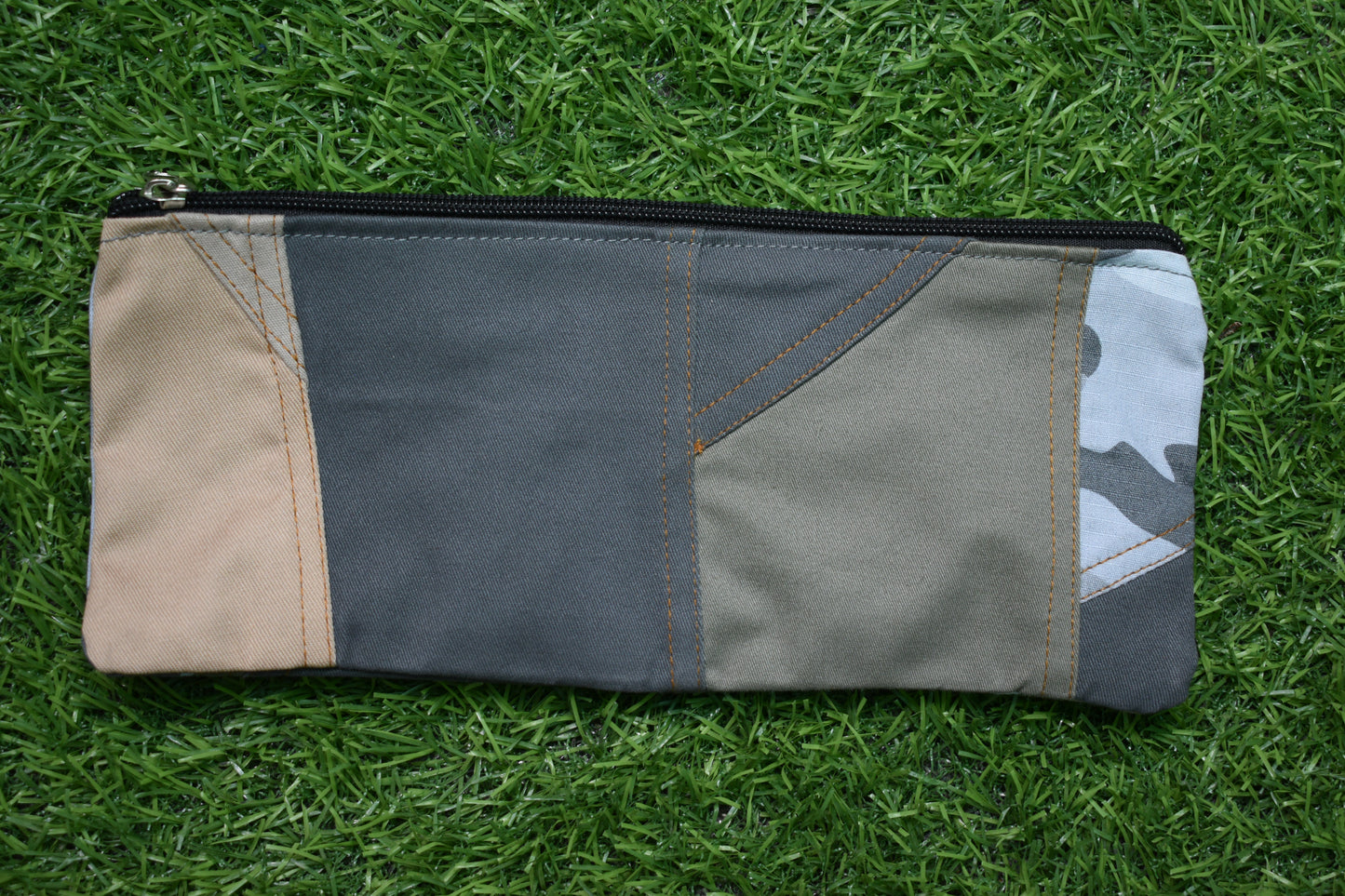 Waterproof Fanny Bag - Stylish Beige & Khaki Mixed Design