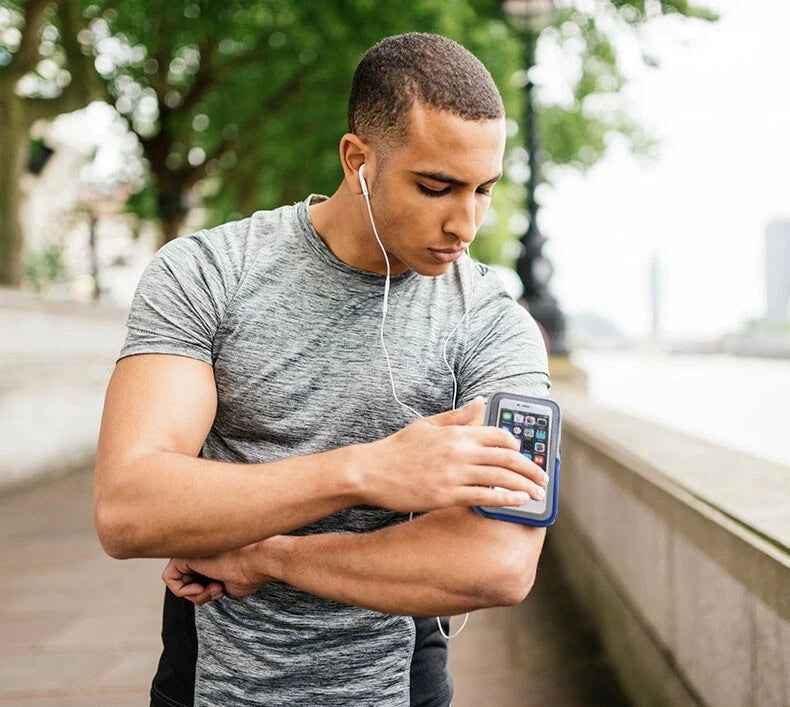 Universal Sports Armband: Multi-Pocket Running Bag