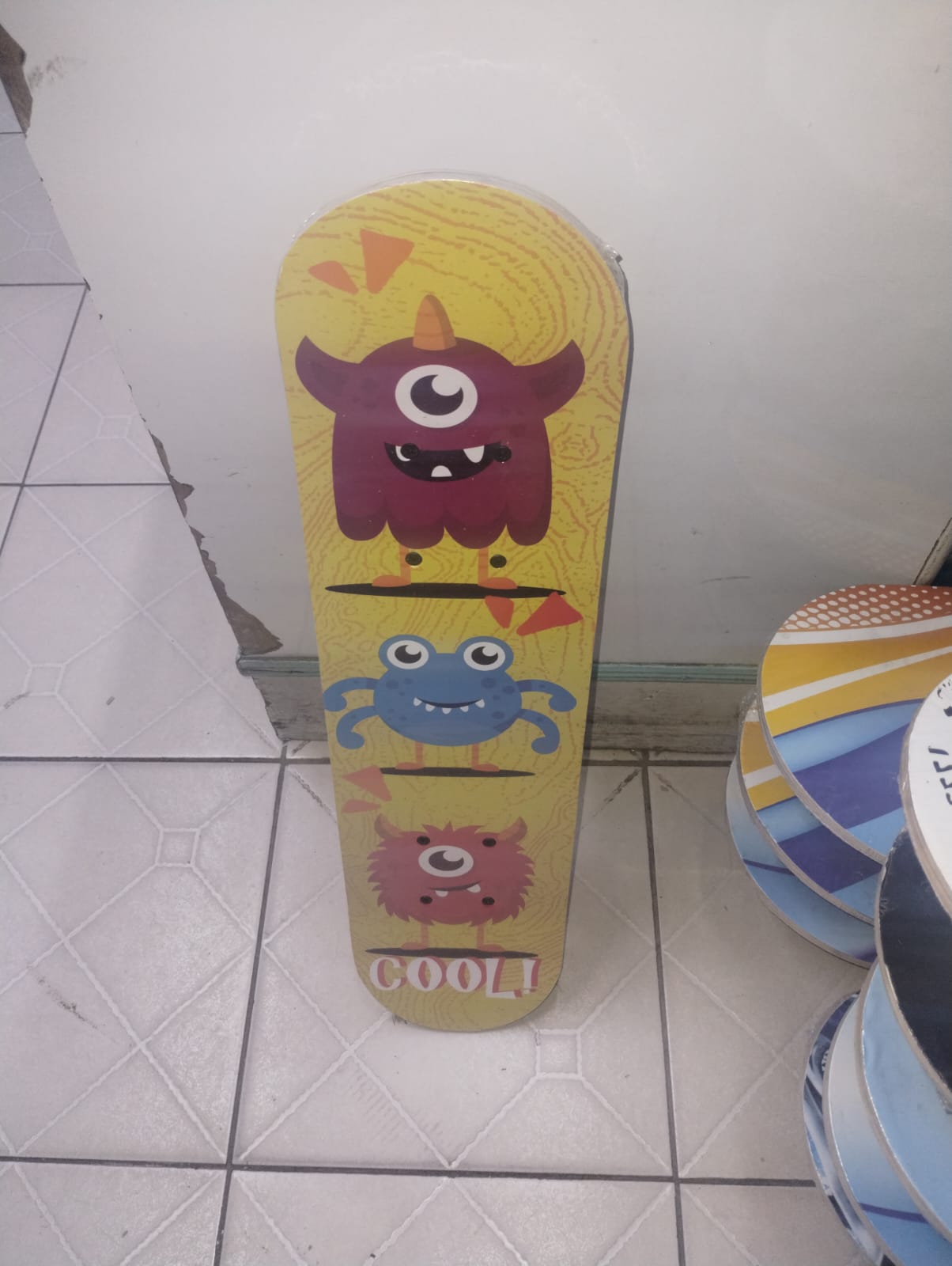 Small/Penny Skateboards: The Ultimate Cruiser for Easy Commutes