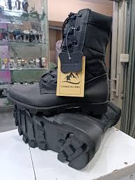 Men's Combat Altama Tactical Boot: Unmatched Durability and Performance.